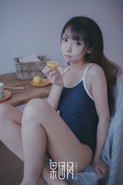 美女裙底